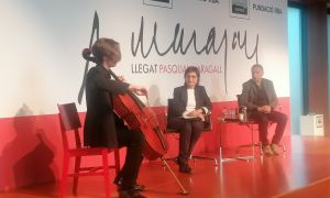 Diàleg amb l'historiador Orlando Figes a la conferència anual de la Fundació Catalunya Europa